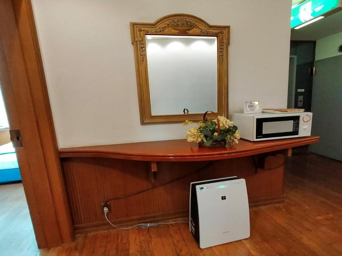 Hotel Posh Одавара Екстериор снимка